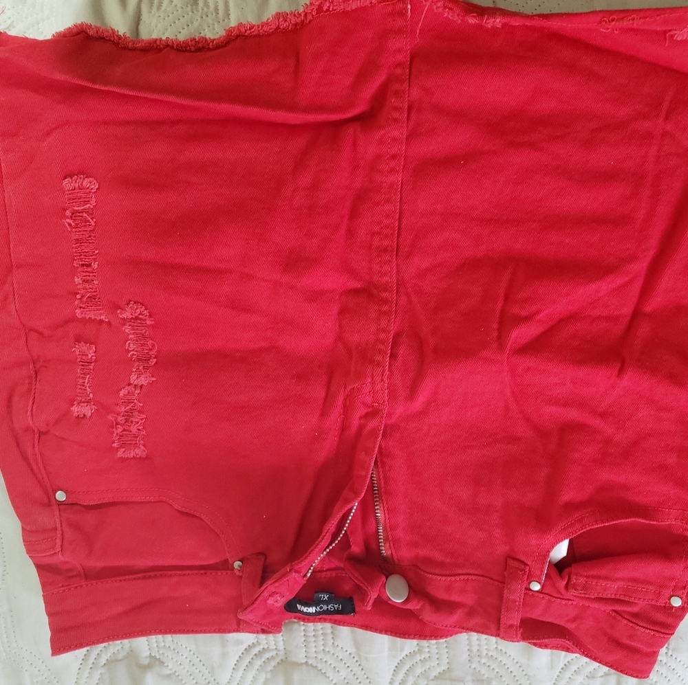 Red skirt